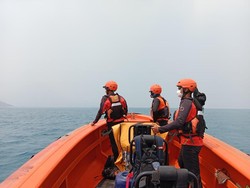 Pencarian 5 Jurnalis di Selat Sunda Diperluas hingga Pulau Sangiang