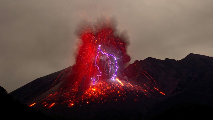 10 Letusan Gunung Terdahsyat di Indonesia Sepanjang Sejarah