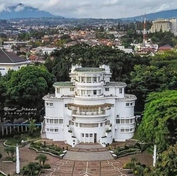 Daftar Universitas dengan Jurusan Pendidikan Terbaik di Indonesia 2026 versi QS World University