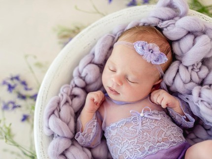 [SELASA] 150 Nama Bayi Terinspirasi Bunga Violet dan Artinya untuk Laki-laki dan Perempuan