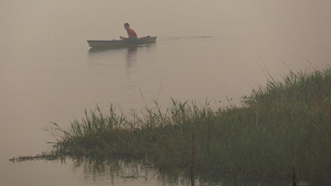 FOTO: Kabut Asap Karhutla Selimuti Pontianak