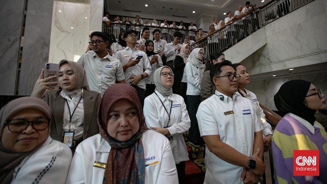 Presiden Prabowo Subianto menunjuk Suahasil Nazara sebagai Menteri Keuangan menggantikan Purbaya Yudhi Sadewa, Senin (14/9/2026). Suahasil sebelumnya menjabat sebagai Wakil Menteri Keuangan dan kini dipercaya memimpin Kementerian Keuangan dalam sisa