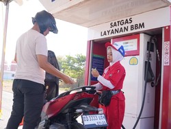 Pertamina Batasi Pembelian BBM Maksimal 3 Liter di SPBU Modular Makassar