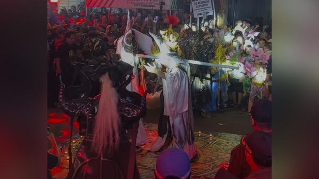 Heboh Parade Satanic Pekalongan, Apa Itu Simbang Kulon Night Carnival?