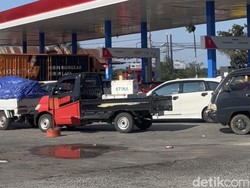 Antrean Tak Sepadat Makassar, SPBU Pinrang Tak Pakai Ganjil Genap Isi BBM