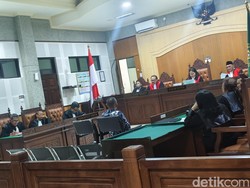 Terdakwa Korupsi Pengadaan Mebel untuk SMK di NTB Divonis 2 Tahun Bui