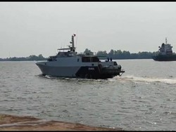TNI AL Kerahkan 5 KRI dan Pesawat Cari Korban Kapal Virgo di Banjarmasin