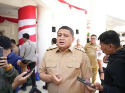 Wali Kota Makassar Minta Pengemudi Ojol Bebas Aturan Ganjil-Genap Antre BBM
