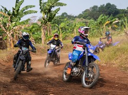 Jangan Takut Kepleset, Ini Teknik Berkendara Motor di Lintasan Off Road