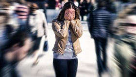 Bukan berarti antisosial, tetapi ada alasan tertentu kenapa orang introvert tidak suka keramaian. Simak apa saja itu.