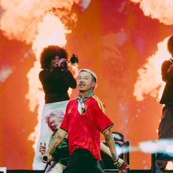 Macklemore Sumbangkan Rp17,7 M dari Penghasilan Tur Ed Sheeran ke Palestina