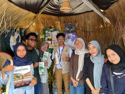 Keren! Mahasiswa UMY Sulap Hama Keong Mas Jadi Pupuk