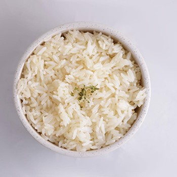 3 Makanan yang Sebaiknya Tidak Dikonsumsi Bersama Nasi