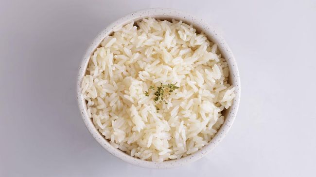 3 Makanan yang Sebaiknya Tidak Dikonsumsi Bersama Nasi