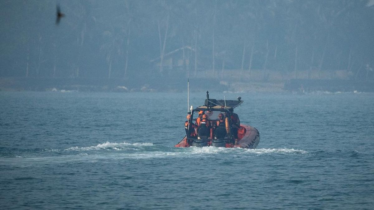 Tim SAR Resmi Hentikan Pencarian Jurnalis dan Awak Kapal di Selat Sunda