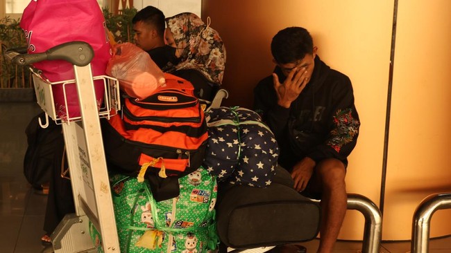 Kabut Asap Karhutla Ganggu Penerbangan di Bandara Supadio