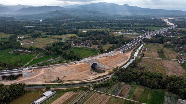 Target Pengoperasian Jalan Tol Yogyakarta Bawen Seksi 6
