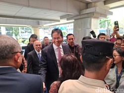 Purbaya Tersenyum saat Tiba di Kemenkeu, tapi Tak Mau Berkomentar