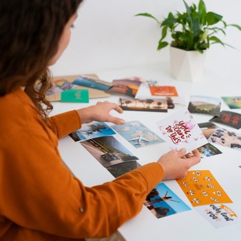5 Efek Positif Melihat Foto-foto Lama