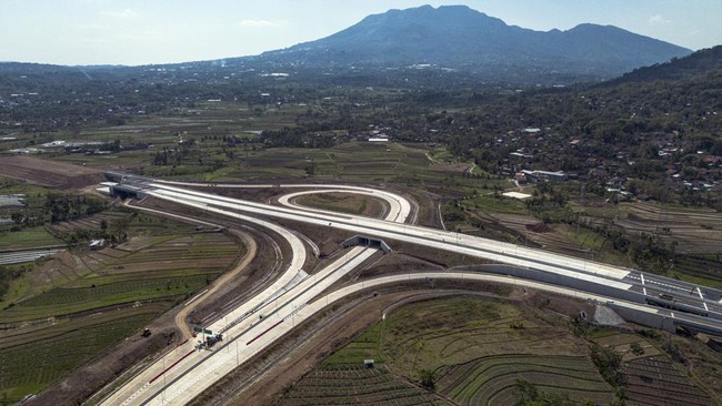 Target Pengoperasian Jalan Tol Yogyakarta Bawen Seksi 6