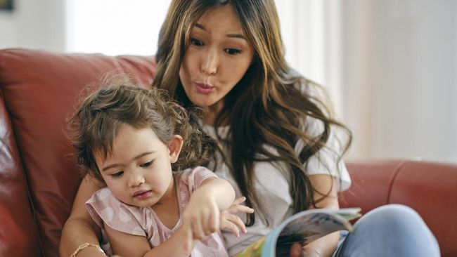 Cara Mengajarkan Bahasa Inggris kepada Bayi sejak Dini