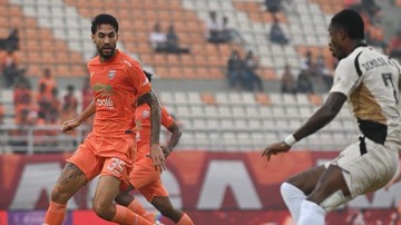 Sorotan Dunia Olahraga CNN Sport : Hasil Super League: 2 Gol Injury Time, Dewa United Tumpas Borneo 3-1
