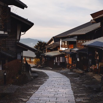 4 Desa di Jepang dengan Vibes Tenang yang Cocok Buat Healing