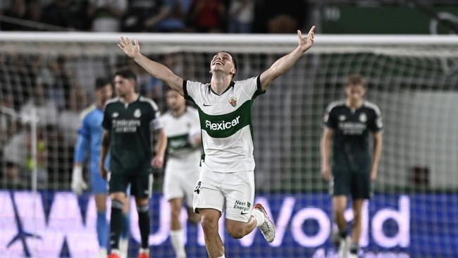 Soccer Football - LaLiga - Elche v Real Madrid - Estadio Manuel Martinez Valero, Elche, Spain - September 15, 2026 Elche's Abiel Osorio celebrates scoring their first goal REUTERS/Pablo Morano