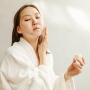 5 Alasan Kamu Tidak Boleh Skip Moisturizer