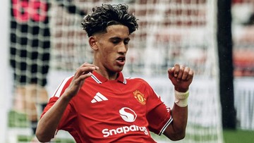 Sorotan Dunia Olahraga CNN Sport : Wonderkid JJ Gabriel Ancam Hengkang, MU Ulang Kesalahan dengan Mbappe?