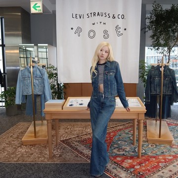 Beri Sentuhan Personal, Levi's Rilis Kolaborasi 'The Original Girl' bersama Rose BLACKPINK