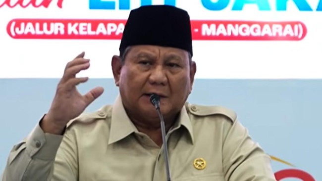Presiden Prabowo menginstruksikan investigasi tenggelamnya KM Virgo Transport 8. Hingga kini, 114 dari 243 penumpang telah ditemukan.