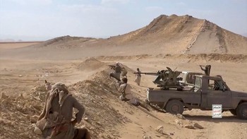 Houthi Gempur Pasukan Yaman yang Didukungan Arab Saudi