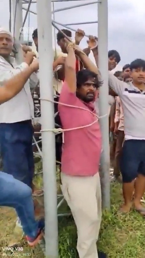 Viral Warga India Ikat Teknisi ke Menara Seluler Buntut Internet Lemot