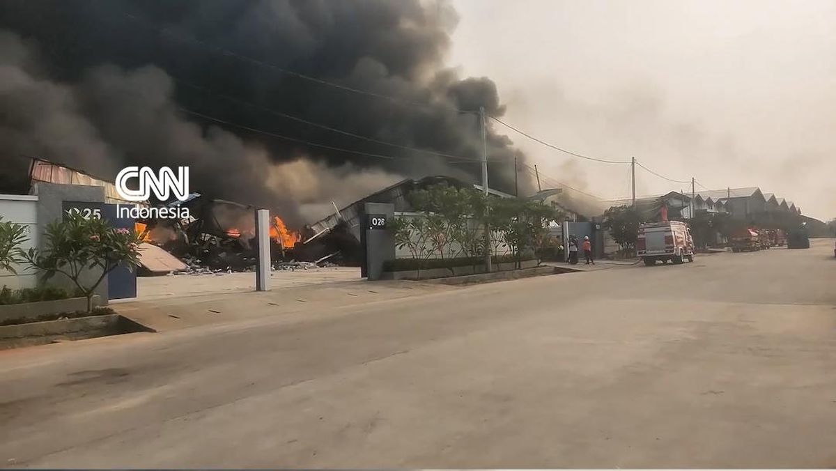 28 Gudang Terbakar di Kosambi Tangerang, 10 Jam Api Baru Padam