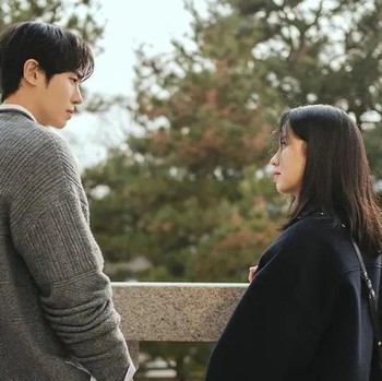 Serba-serbi Drakor Romantis Terbaru Between Steps yang Dibintangi Kim So Hyun dan Choo Young Woo