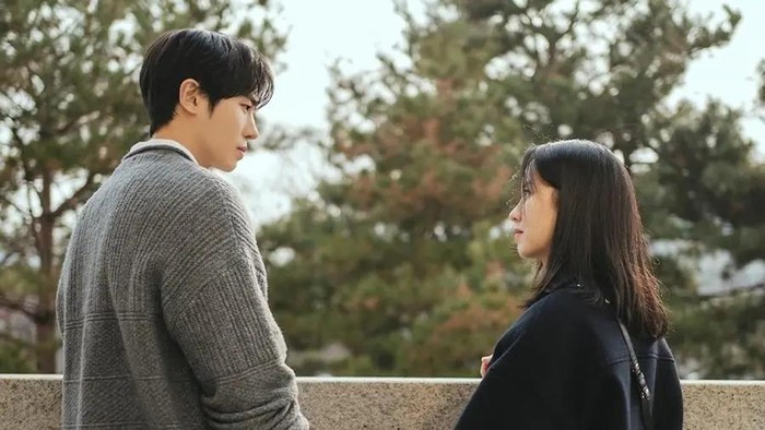 Serba-serbi Drakor Romantis Terbaru Between Steps yang Dibintangi Kim So Hyun dan Choo Young Woo