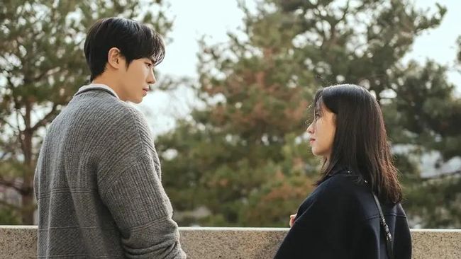 Serba-serbi Drakor Romantis Terbaru Between Steps yang Dibintangi Kim So Hyun dan Choo Young Woo