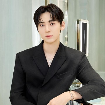 Hwang Min Hyun Dikabarkan Bintangi Drakor Iseop's Romance Gantikan Lee Jong Suk