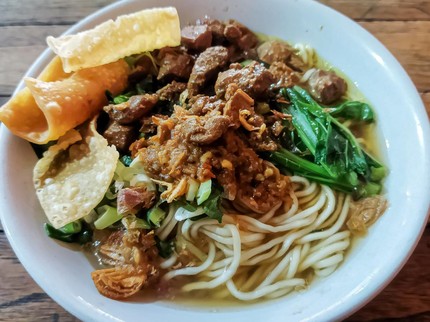 7 Rekomendasi Bakmi di Glodok yang Enak & Legendaris