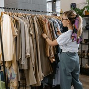 4 Tips Thrifting Baju Bekas yang Wajib Kamu Tahu!