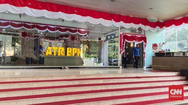 KPK melakukan penggeledahan terkait kasus dugaan suap pengurusan Hak Guna Bangunan (HGB) PT Summarecon di Kantor ATR/BPN, pada Kamis (17/9)