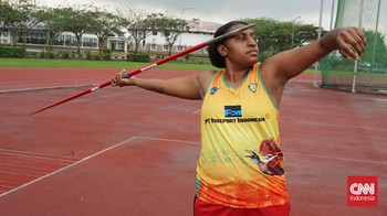Atlet lempar lembing Papua Athletics Center (PAC) Kresensia Mobok Ndiken