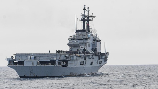 Kapal induk ITS Giuseppe Garibaldi-551 Tiba di Perairan Indonesia