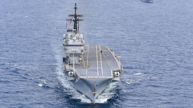 Kapal induk ITS Giuseppe Garibaldi-551 Tiba di Perairan Indonesia