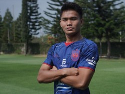 PSIS Semarang Datangkan Gelandang Bertahan Rifky Dwi Septiawan
