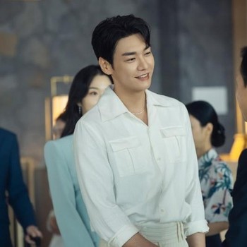 7 Rekomendasi Drakor Populer yang Dibintangi Aktor Tampan Kim Young Kwang