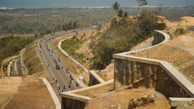 Melihat Kelok 23 Bantul-Gunungkidul, Punya Panorama Alam Memukau