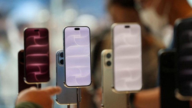 Antrean Penjualan iPhone 18 Pro Mengular di Apple Store Beijing