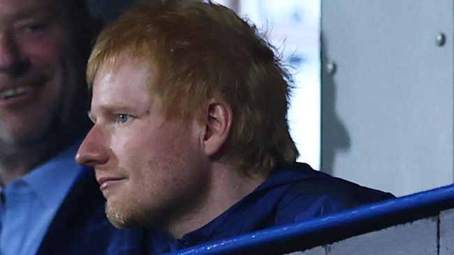 Soccer Football - Carabao Cup - Second Round - Ipswich Town v Leicester City - Portman Road, Ipswich, Britain - August 25, 2026 Musician Ed Sheeran is pictured in the stands Action Images via Reuters/Matthew Childs EDITORIAL USE ONLY. NO USE WITH UNA